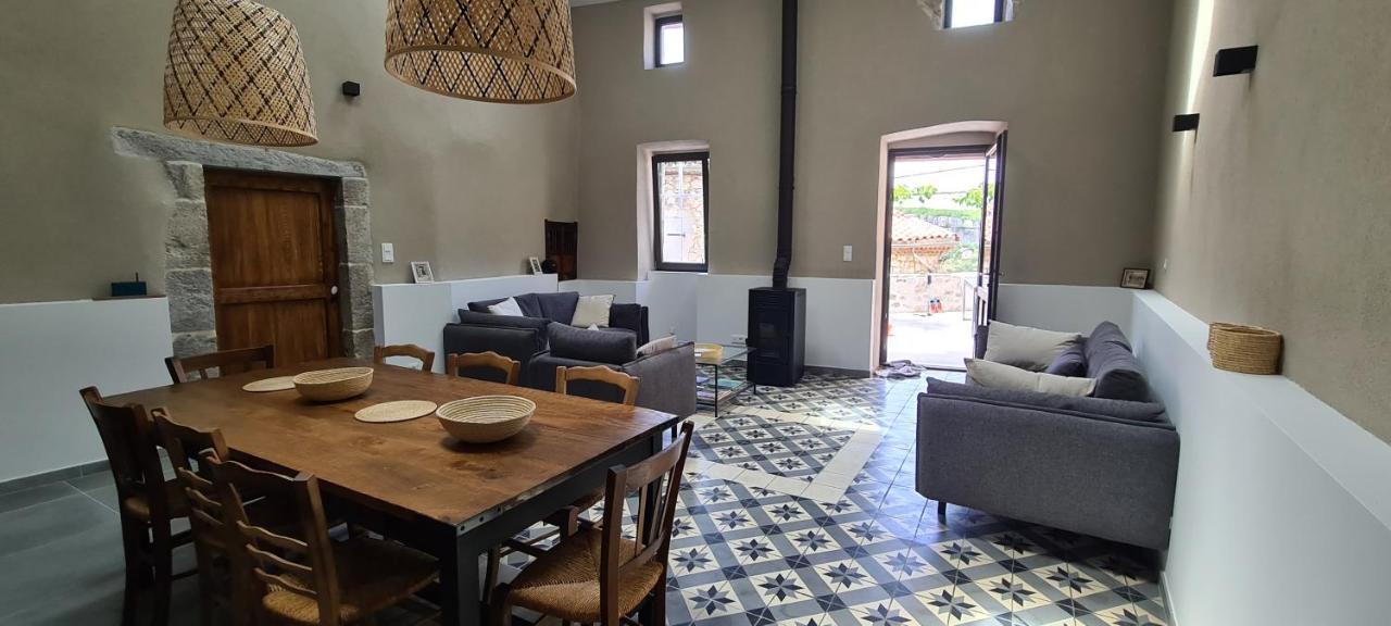 Magnifique maison en coeur de Balazuc, proche plages ardèche Extérieur photo