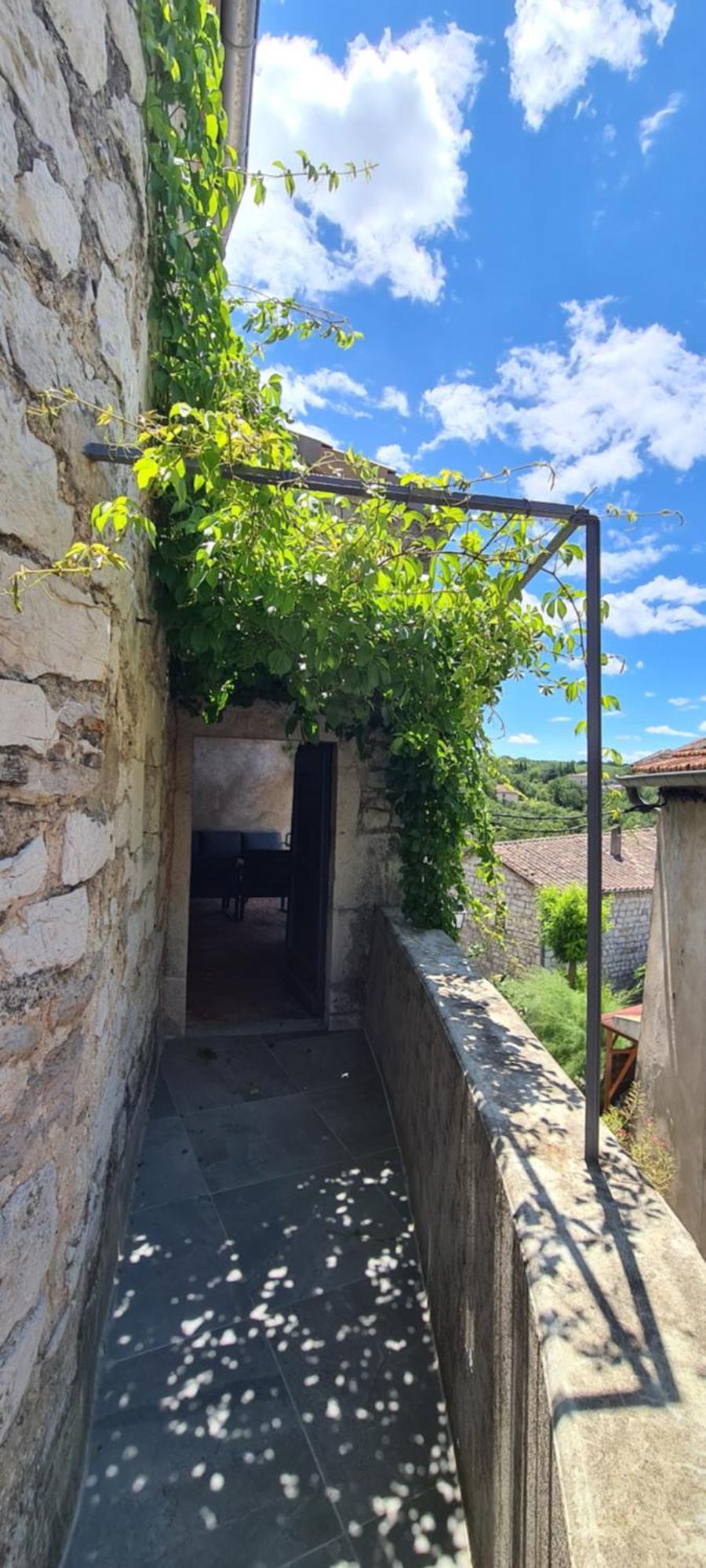 Magnifique maison en coeur de Balazuc, proche plages ardèche Extérieur photo