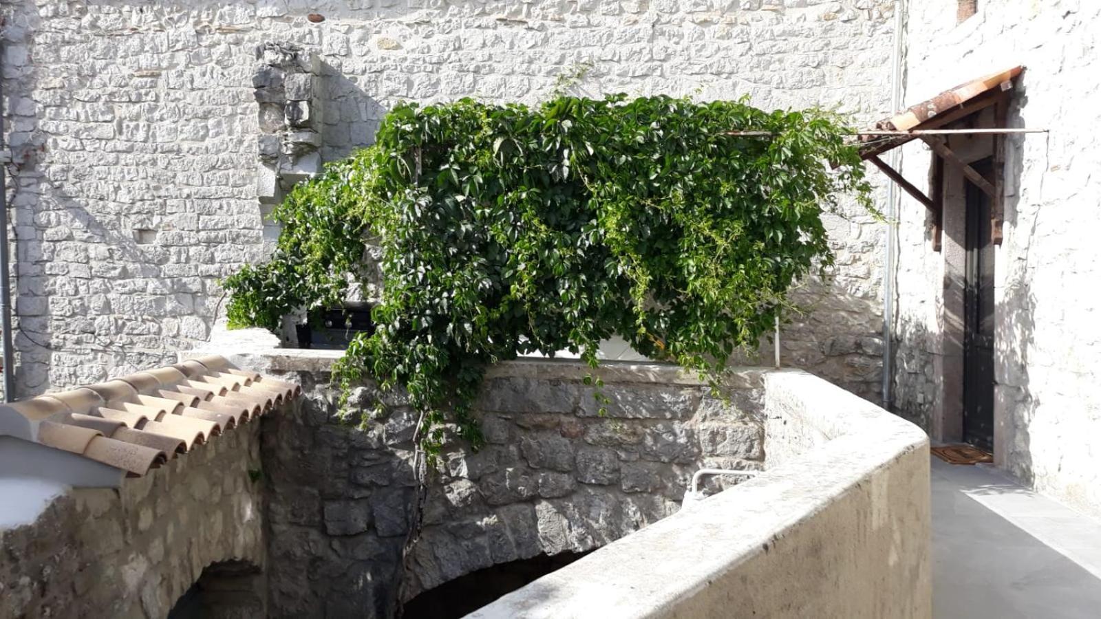 Magnifique maison en coeur de Balazuc, proche plages ardèche Chambre photo