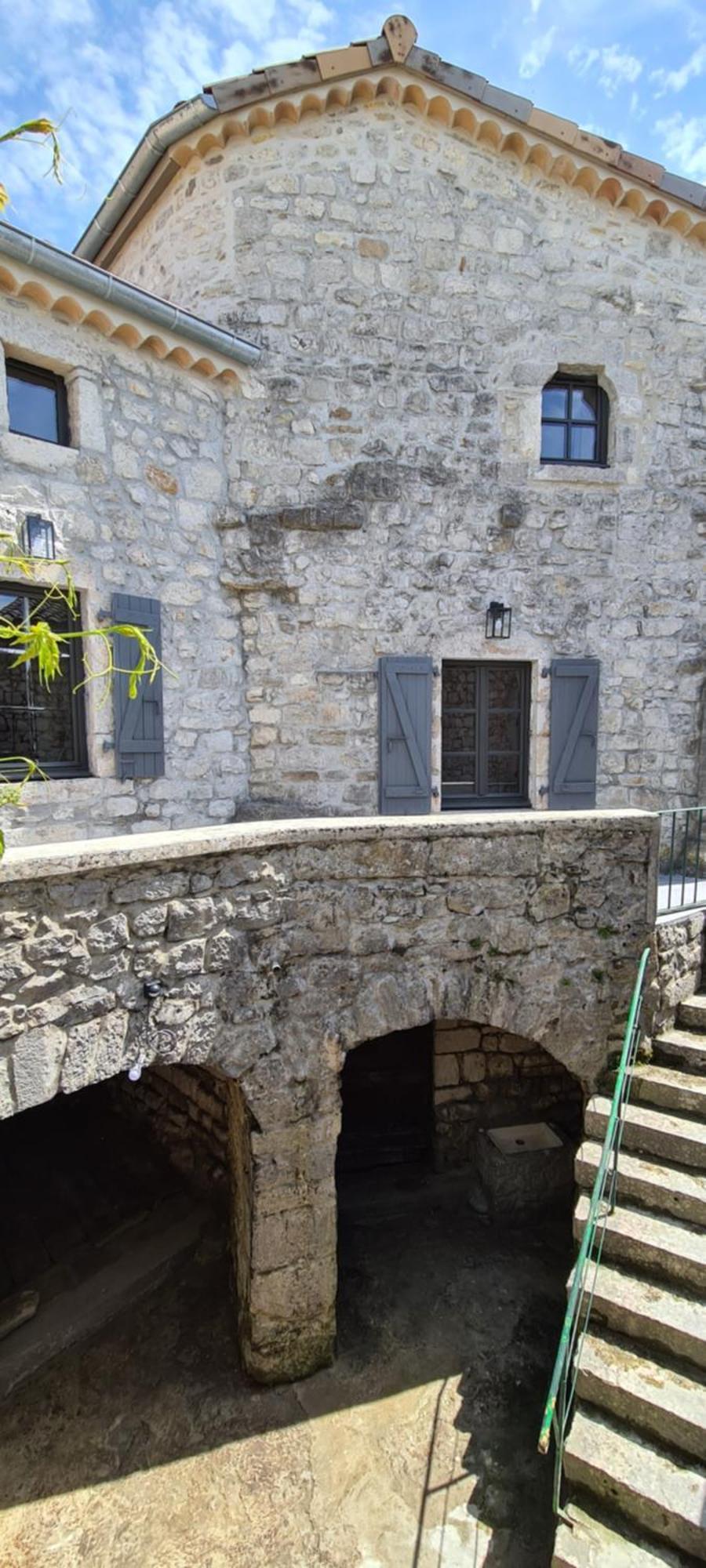 Magnifique maison en coeur de Balazuc, proche plages ardèche Extérieur photo